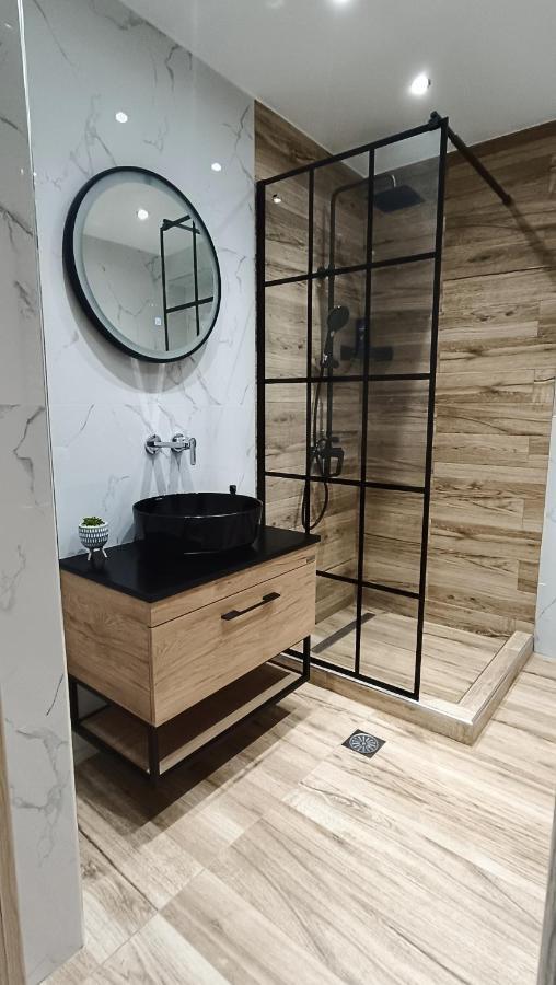 Comfort Corner 75M2 100Mbs 테살로니키 외부 사진